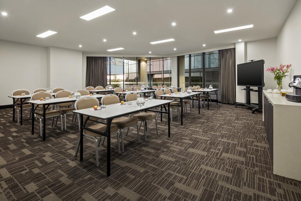 Quest Dandenong Central Exterior photo